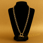 Collar Largo Cadena Dorada con Cierre de Círculo y Barra