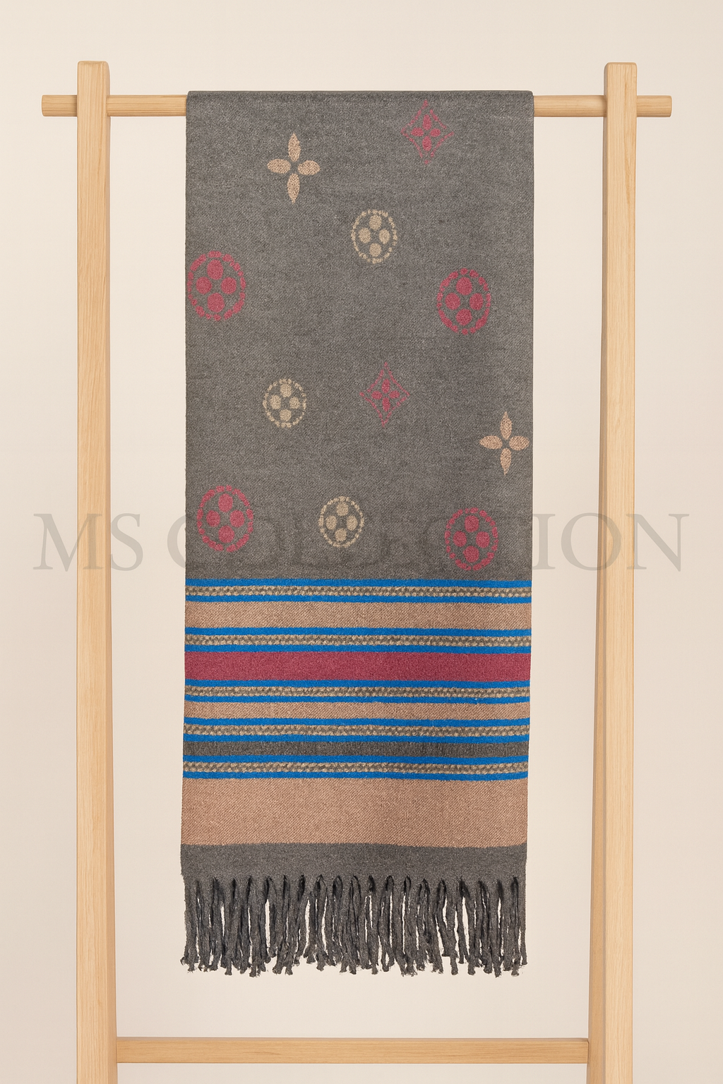 Shawl Frisé Suave – Diseño Moderno y Tamaño Extra