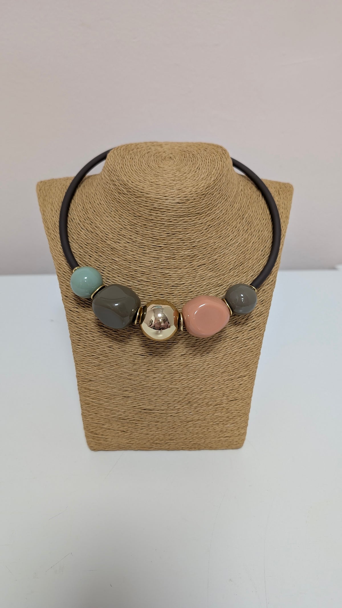 Collar Chic Multicolor con Cierre Imantado