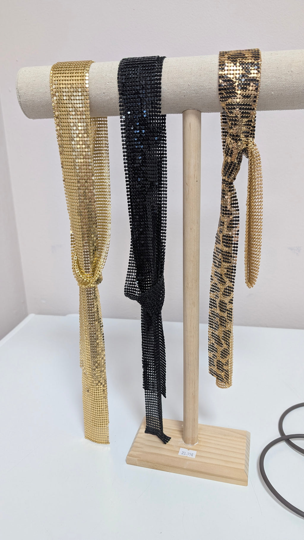 Collar Metalizado Multicolor – Estilo Chic &amp; Glam